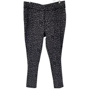 SPORT SAVVY NWOT Printed Ankle Length Legging Size 1X Animal Print Black